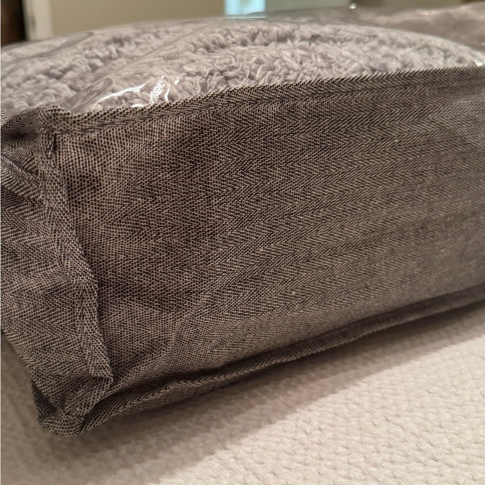 Storage Solutions | bedding, blankets, or seasonal clothing | set of 4 - Picture 4 of 9